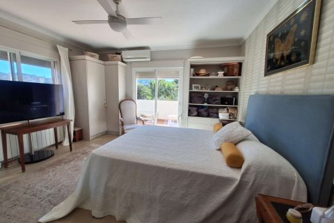 Villa in vendita a Alicante, Spagna 4 camere da letto, 377 mq. N° 144425 - foto 10