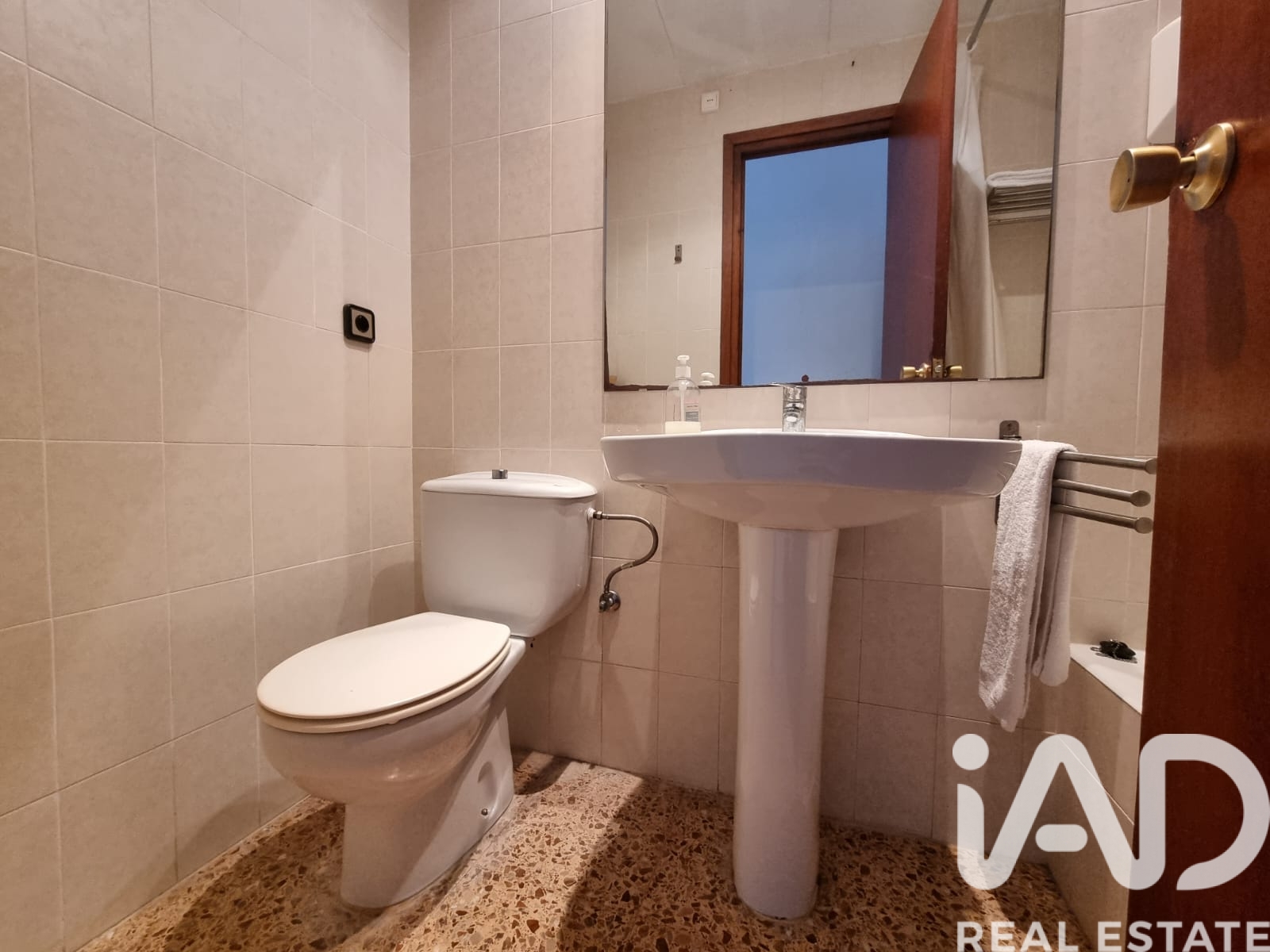 Коммерческая недвижимость в Тивисса, Таррагона, Испания 981м2 №173007