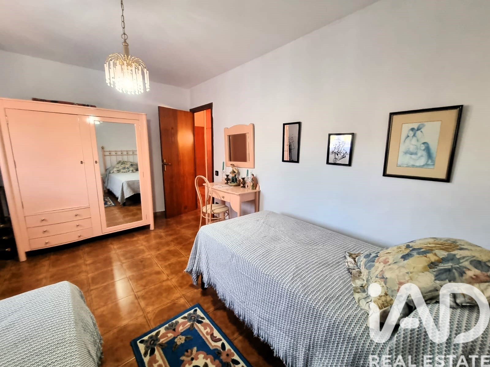 Коммерческая недвижимость в Тивисса, Таррагона, Испания 981м2 №173007