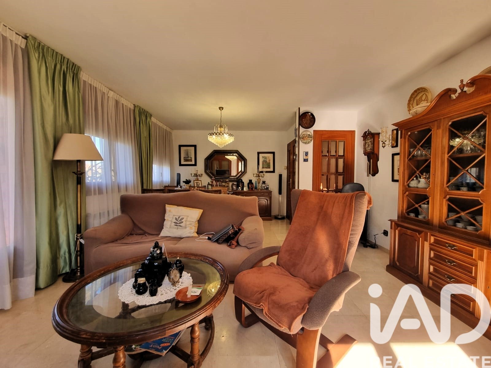 Коммерческая недвижимость в Тивисса, Таррагона, Испания 981м2 №173007