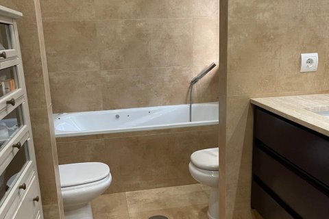 Kamienica w Malaga, Hiszpania 5 sypialni, 260 mkw. nr 173003 – zdjęcie 18