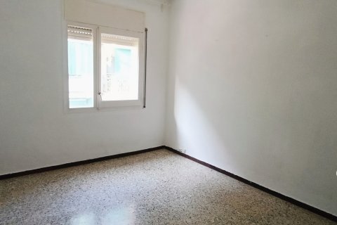 Apartament w Premia De Mar, Barcelona, Hiszpania 4 sypialnie, 102 mkw. nr 173006 – zdjęcie 13