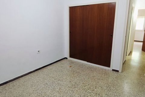 Apartament w Premia De Mar, Barcelona, Hiszpania 4 sypialnie, 102 mkw. nr 173006 – zdjęcie 16