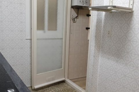 Apartament w Premia De Mar, Barcelona, Hiszpania 4 sypialnie, 102 mkw. nr 173006 – zdjęcie 22