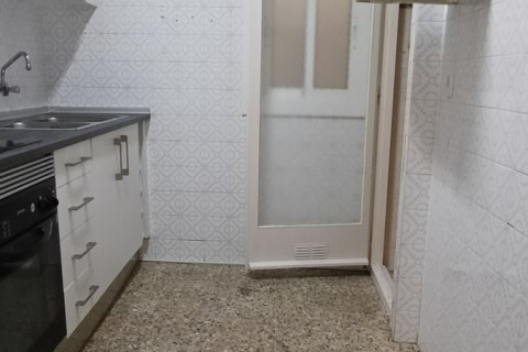 Apartament w Premia De Mar, Barcelona, Hiszpania 4 sypialnie, 102 mkw. nr 173006 – zdjęcie 21