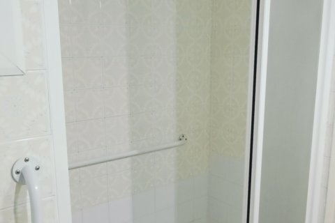 Apartament w Premia De Mar, Barcelona, Hiszpania 4 sypialnie, 102 mkw. nr 173006 – zdjęcie 15