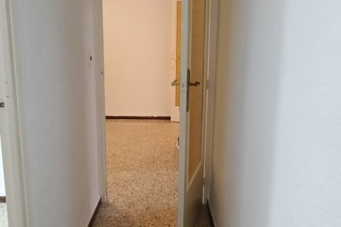 Apartament w Premia De Mar, Barcelona, Hiszpania 4 sypialnie, 102 mkw. nr 173006 – zdjęcie 20