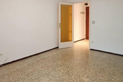 Apartament w Premia De Mar, Barcelona, Hiszpania 4 sypialnie, 102 mkw. nr 173006 – zdjęcie 8