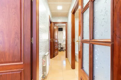 Apartment for sale in Les Franqueses Del Valles, Barcelona, Spain 3 bedrooms, 85 sq.m. No. 195293 - photo 10