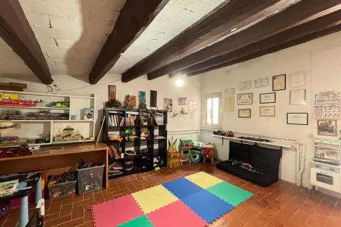 House for sale in Vilanova i la Geltru, Barcelona, Spain 6 bedrooms, 251 sq.m. No. 195294 - photo 22
