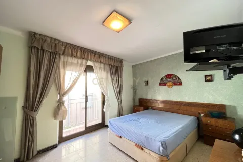 House for sale in Vilanova i la Geltru, Barcelona, Spain 6 bedrooms, 251 sq.m. No. 195294 - photo 16