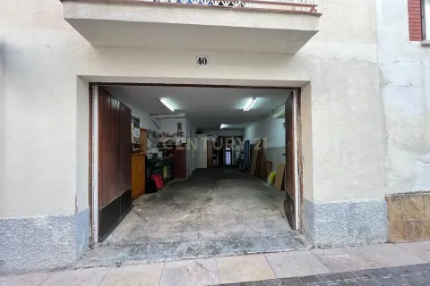 House for sale in Vilanova i la Geltru, Barcelona, Spain 6 bedrooms, 251 sq.m. No. 195294 - photo 30
