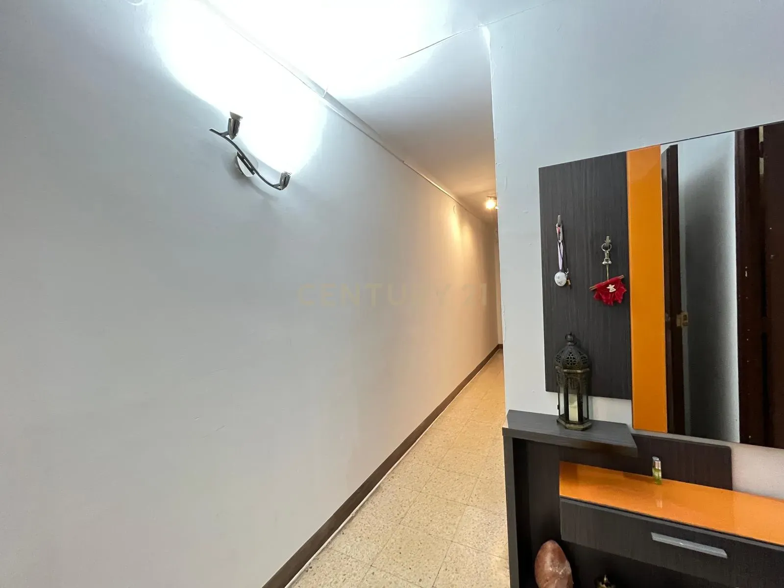 Dom w Vilanova i la Geltru, Barcelona, Hiszpania 6 sypialni, 251 mkw. nr 195294