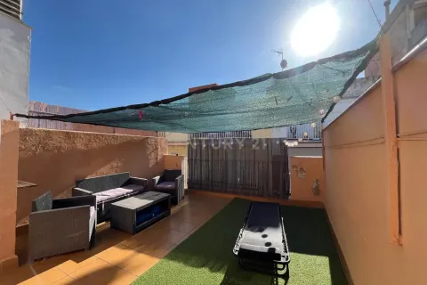 House for sale in Vilanova i la Geltru, Barcelona, Spain 6 bedrooms, 251 sq.m. No. 195294 - photo 25
