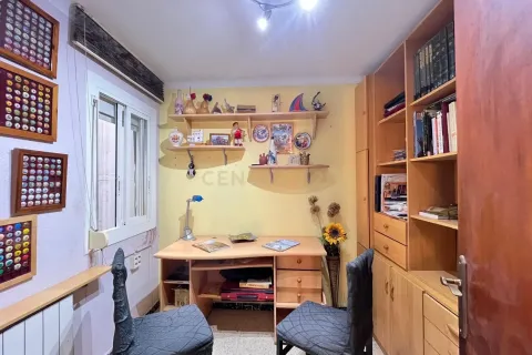 House for sale in Vilanova i la Geltru, Barcelona, Spain 6 bedrooms, 251 sq.m. No. 195294 - photo 14