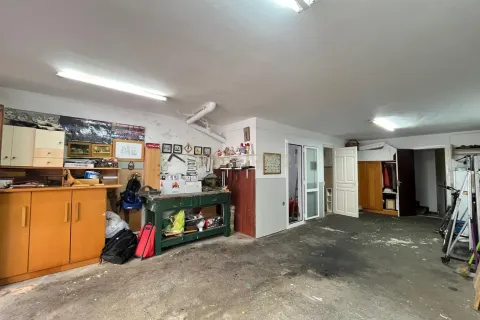 House for sale in Vilanova i la Geltru, Barcelona, Spain 6 bedrooms, 251 sq.m. No. 195294 - photo 27