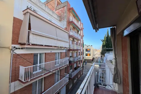 House for sale in Vilanova i la Geltru, Barcelona, Spain 6 bedrooms, 251 sq.m. No. 195294 - photo 20