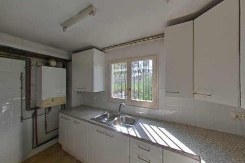 House for sale in Fonollosa, Barcelona, Spain 4 bedrooms, 497 sq.m. No. 195295 - photo 9
