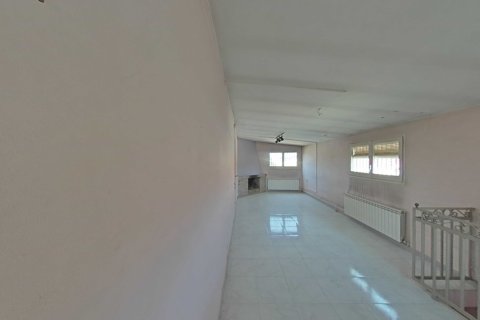 House for sale in Fonollosa, Barcelona, Spain 4 bedrooms, 497 sq.m. No. 195295 - photo 15