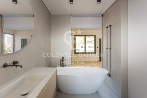 Продажа пентхауса в Барселона, Испания 4 спальни, 268м2 №159949 - фото 23