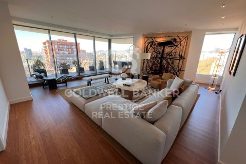 Apartamento en venta en Barcelona, España 3 dormitorios, 227 m2 No. 159946 - foto 3