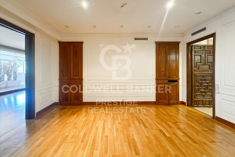 Penthouse for sale in Barcelona, Spain 7 bedrooms, 330 sq.m. No. 159950 - photo 11