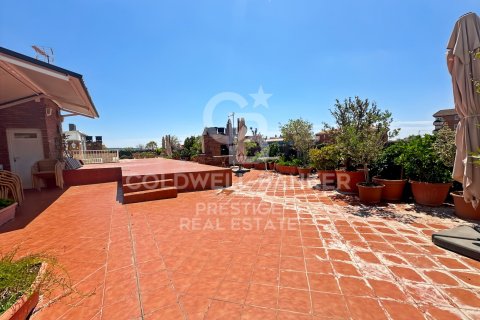 Penthouse for sale in Barcelona, Spain 7 bedrooms, 330 sq.m. No. 159950 - photo 9