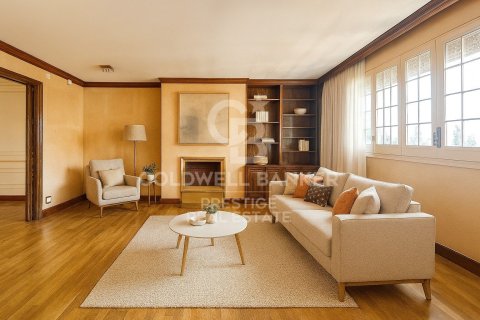 Attico in vendita a Barcelona, Spagna 7 camere da letto, 330 mq. N° 159950 - foto 4