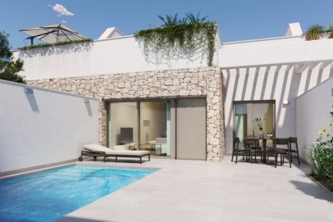 Villa à vendre à Torre de la Horadada, Alicante, Espagne, 3 chambres, 134 m2 No. 145508 - photo 1