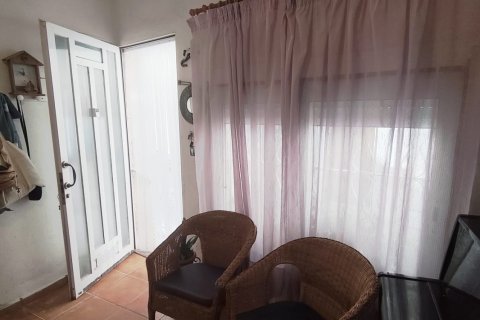 Townhouse for sale in Alcanar, Tarragona, Spain 5 bedrooms, 189 sq.m. No. 185570 - photo 26