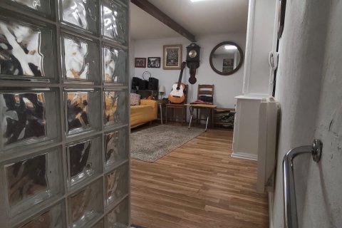 Townhouse for sale in Alcanar, Tarragona, Spain 5 bedrooms, 189 sq.m. No. 185570 - photo 3