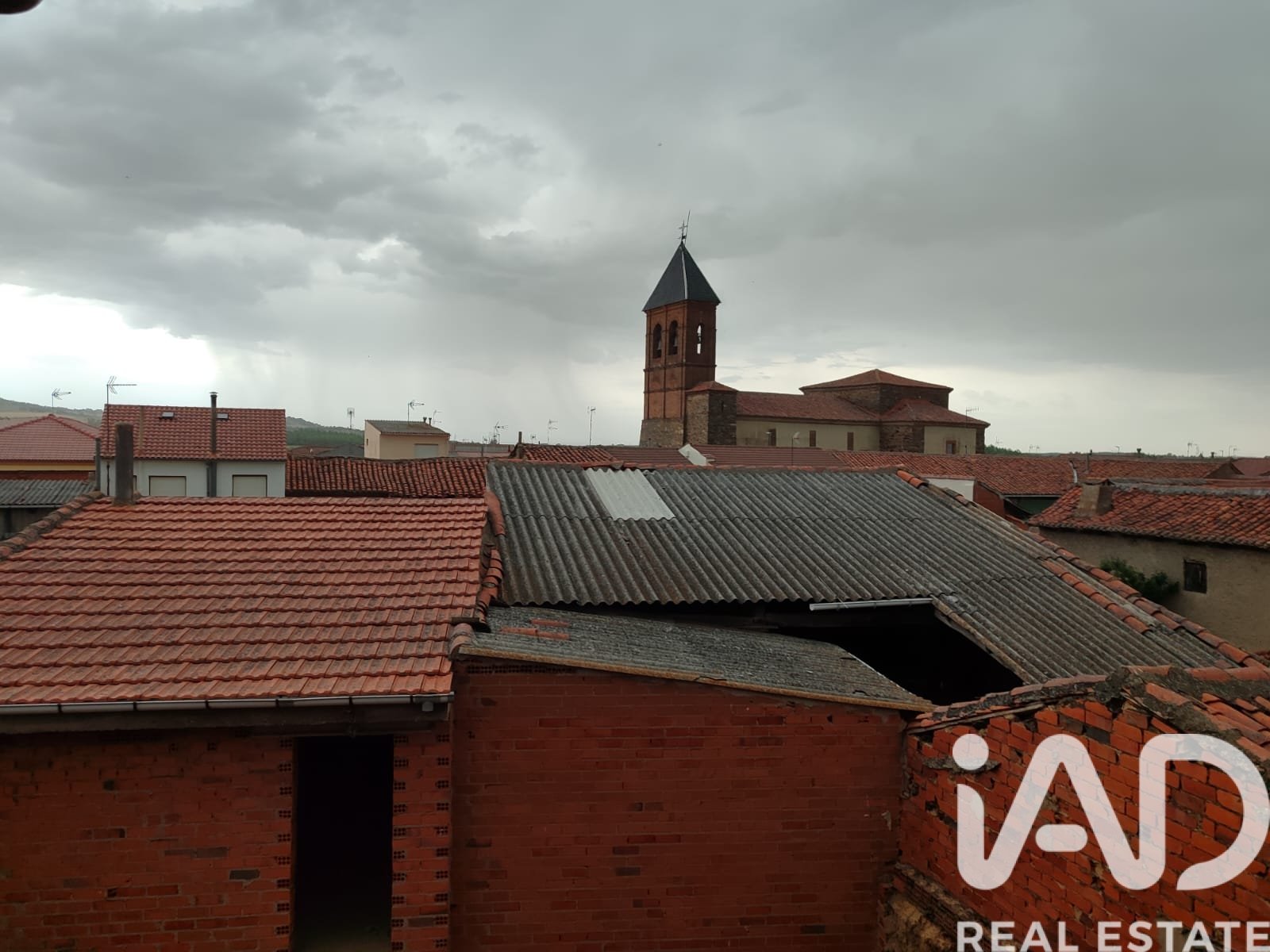House à Leon, Espagne 310 m2 No. 185544