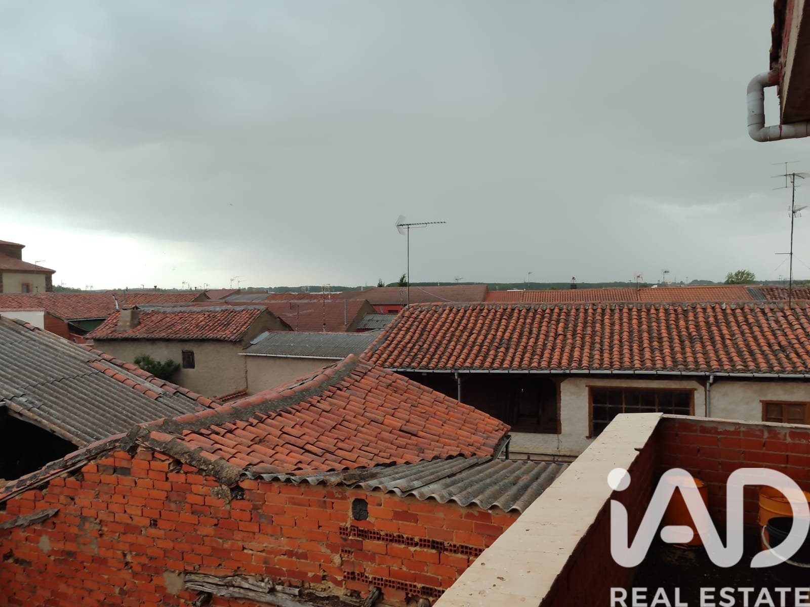 House à Leon, Espagne 310 m2 No. 185544