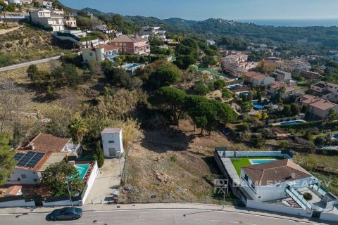 Land plot for sale in Lloret de Mar, Girona, Spain 4 bedrooms, 800 sq.m. No. 177286 - photo 3