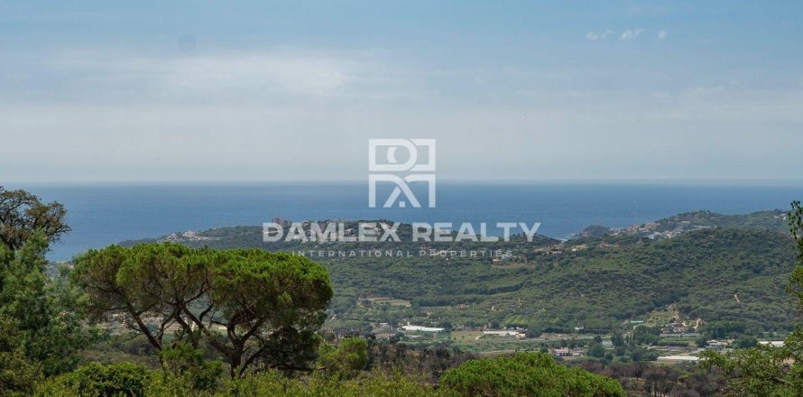 Tontti Platja D'aro, Girona, Espanja 2300 m2 No. 177287