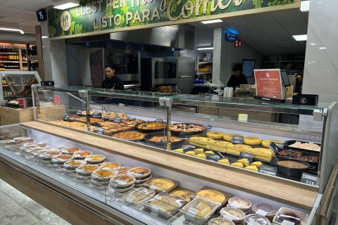 Commercial property à vendre à Barcelona, Espagne, 87 m2 No. 143157 - photo 2