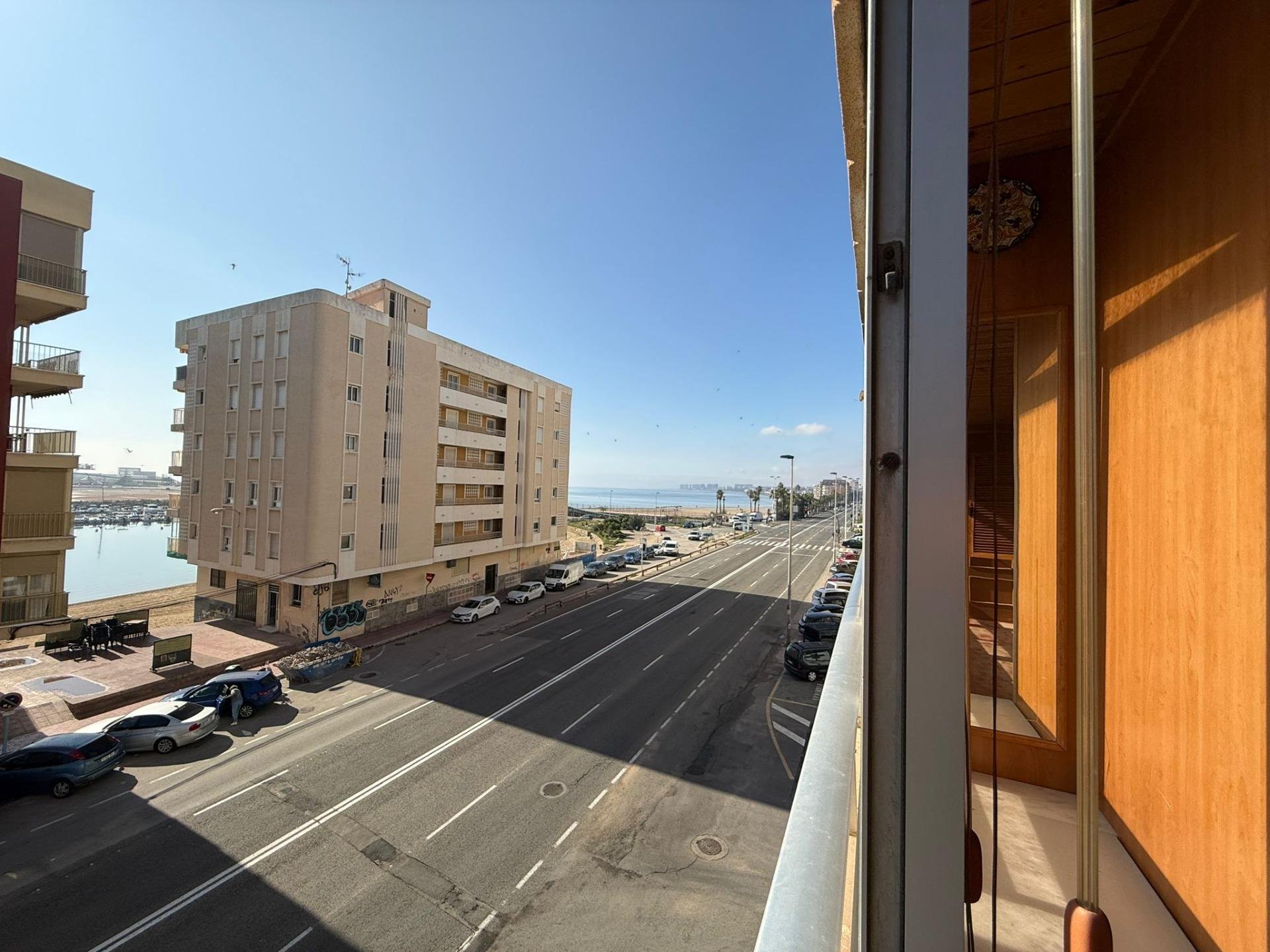 Appartamento a Torrevieja, Alicante, Spagna 3 camere da letto, 95 mq. N° 194941
