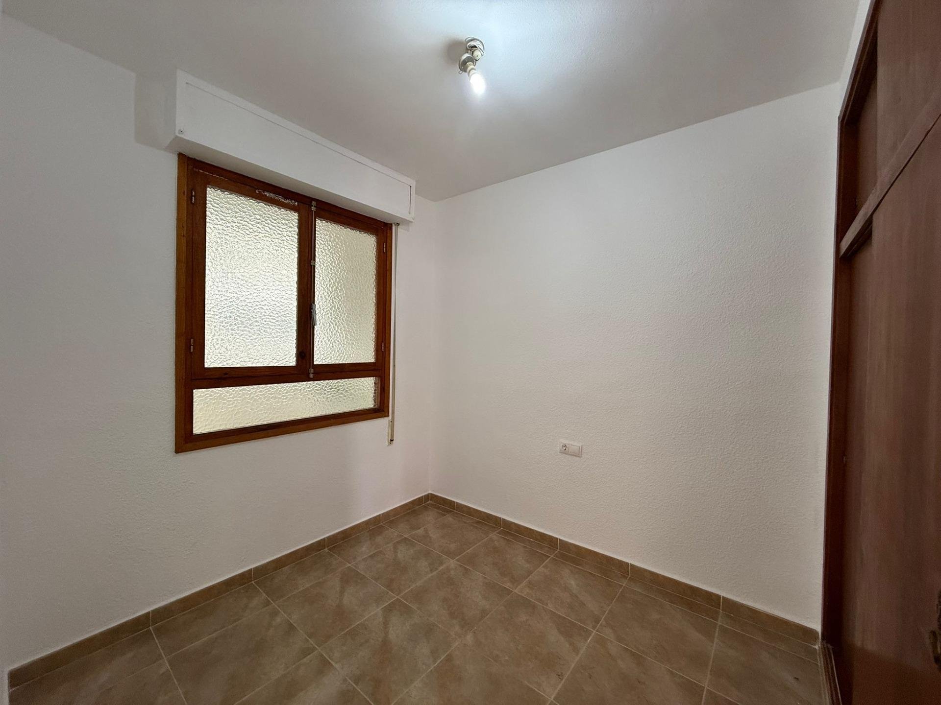 Appartamento a Torrevieja, Alicante, Spagna 3 camere da letto, 95 mq. N° 194941