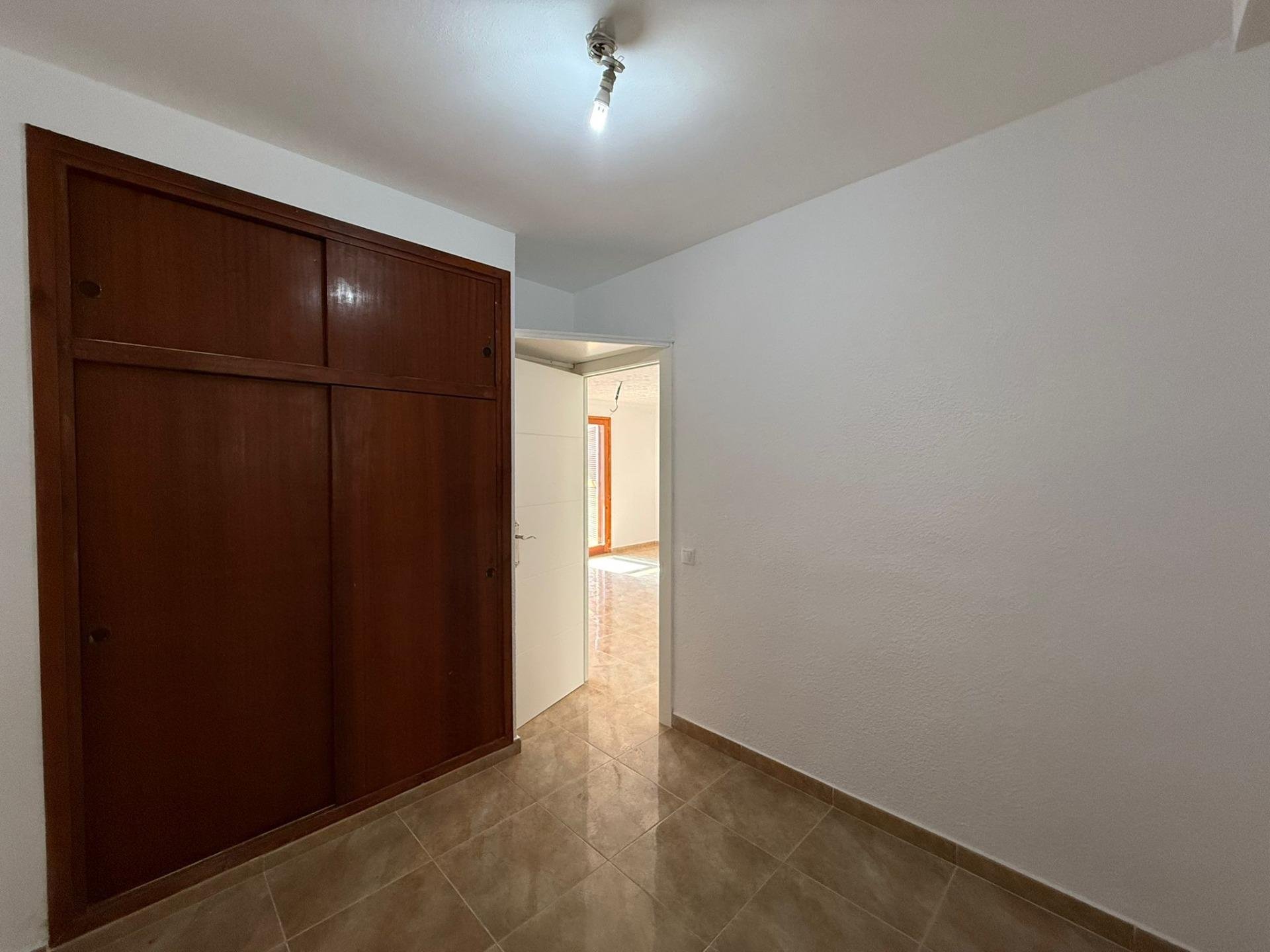 Appartamento a Torrevieja, Alicante, Spagna 3 camere da letto, 95 mq. N° 194941