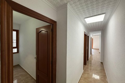 Apartamento en venta en Torrevieja, Alicante, España 3 dormitorios, 95 m2 No. 194941 - foto 28