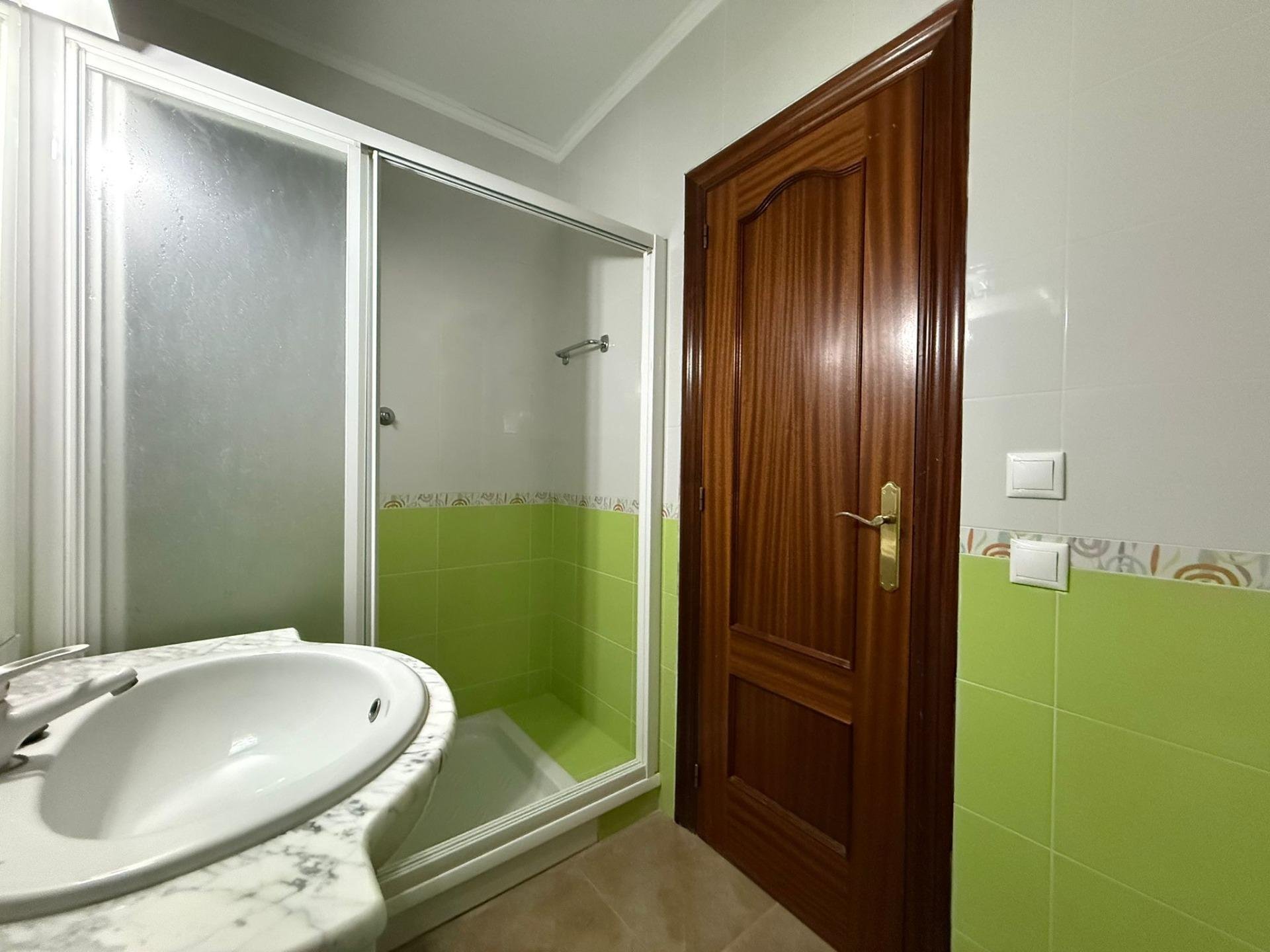 Appartamento a Torrevieja, Alicante, Spagna 3 camere da letto, 95 mq. N° 194941