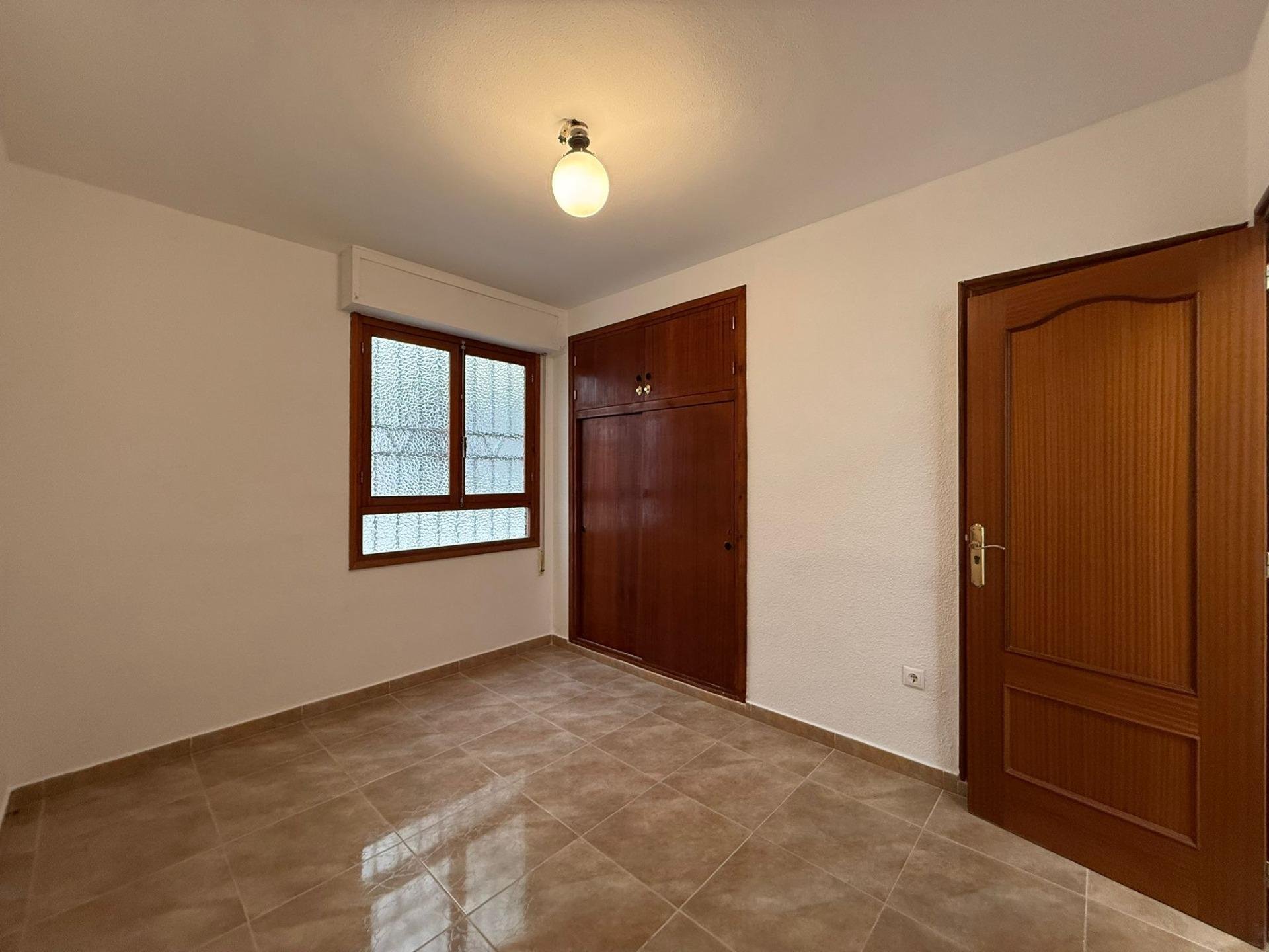 Appartamento a Torrevieja, Alicante, Spagna 3 camere da letto, 95 mq. N° 194941