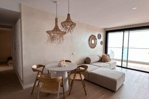 Huoneisto myytävänä Benidorm, Alicante, Espanja, 2 makuuhuonetta, 130 m2 No. 196110 - kuva 11