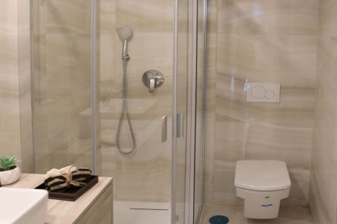 Huoneisto myytävänä Benidorm, Alicante, Espanja, 3 makuuhuonetta, 105 m2 No. 196105 - kuva 20
