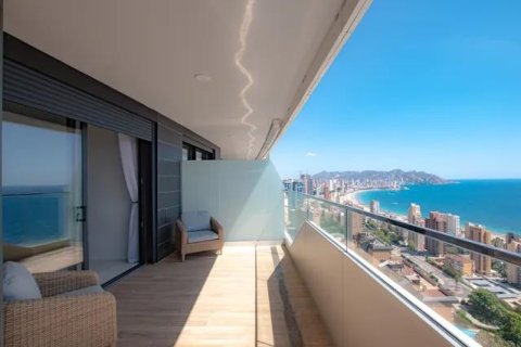 Продажа квартиры в Бенидорм, Аликанте, Испания 2 спальни, 90м2 №196108 - фото 2