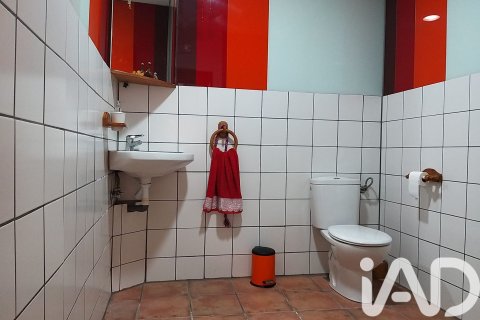 Commercial property for sale in Ulldecona, Tarragona, Spain 146 sq.m. No. 185099 - photo 11