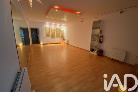 Commercial property for sale in Ulldecona, Tarragona, Spain 146 sq.m. No. 185099 - photo 8