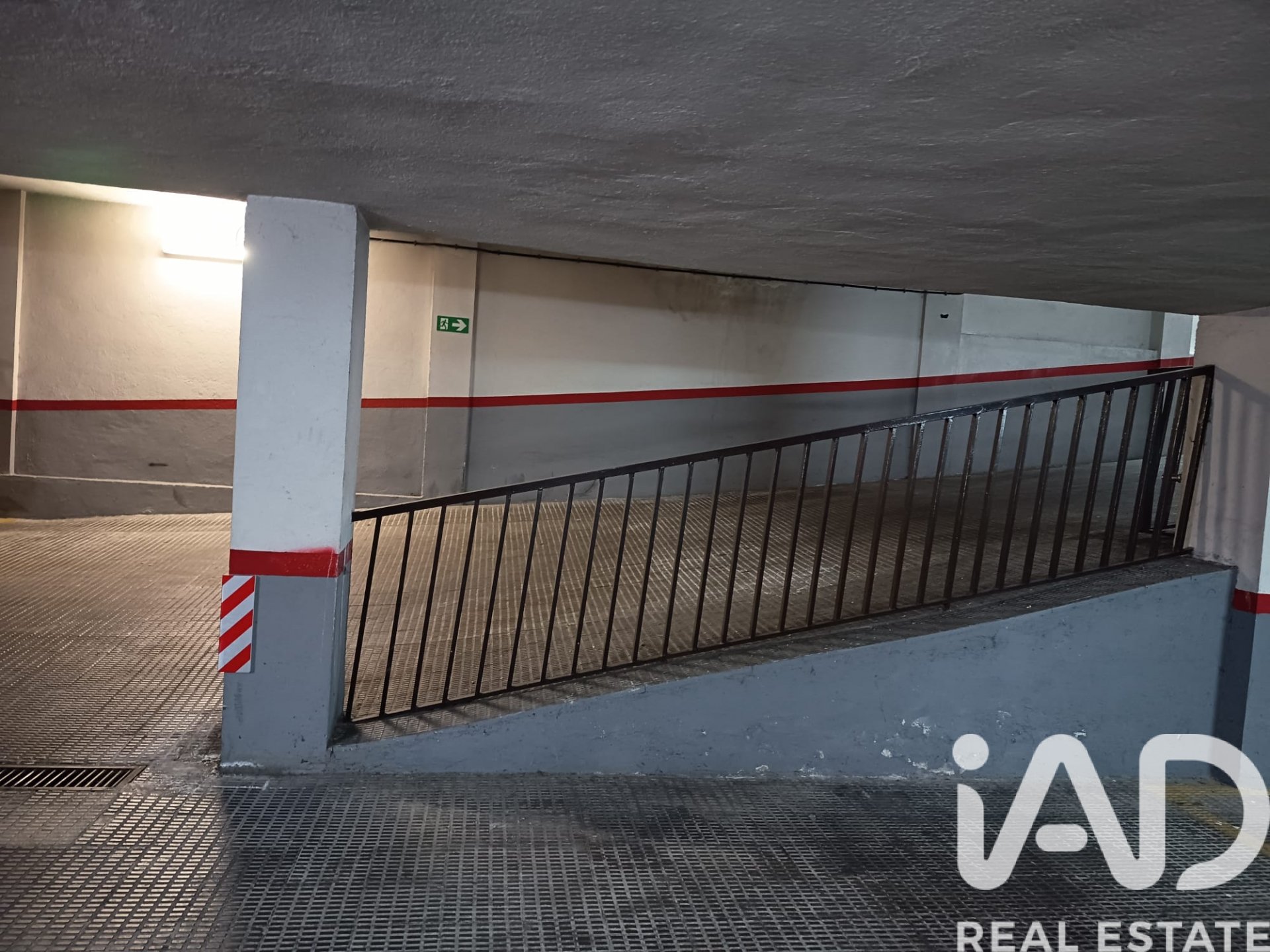 Garage in Madrid, Spain 12 sq.m. No. 185095