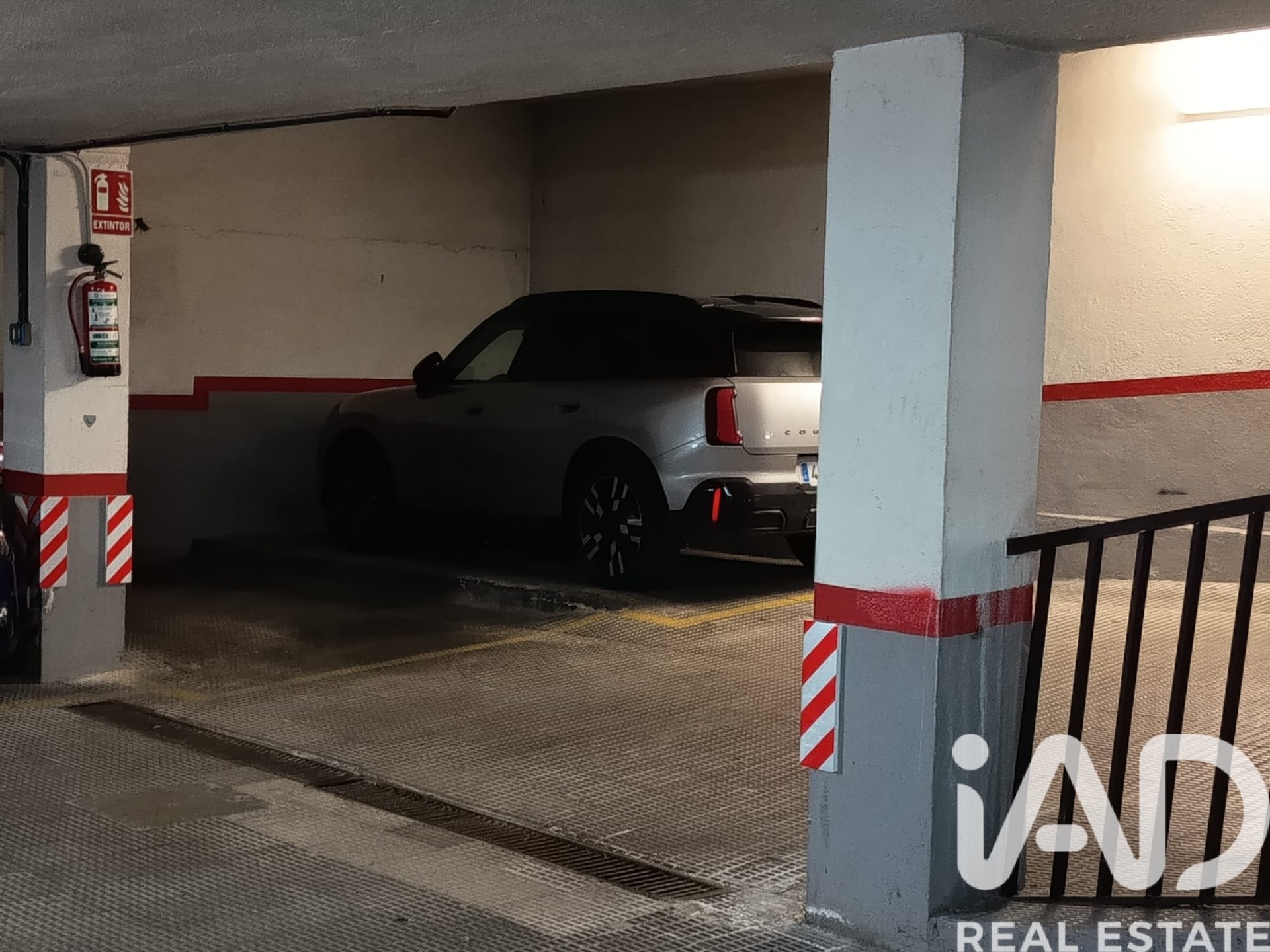 Garage in Madrid, Spain 12 sq.m. No. 185095