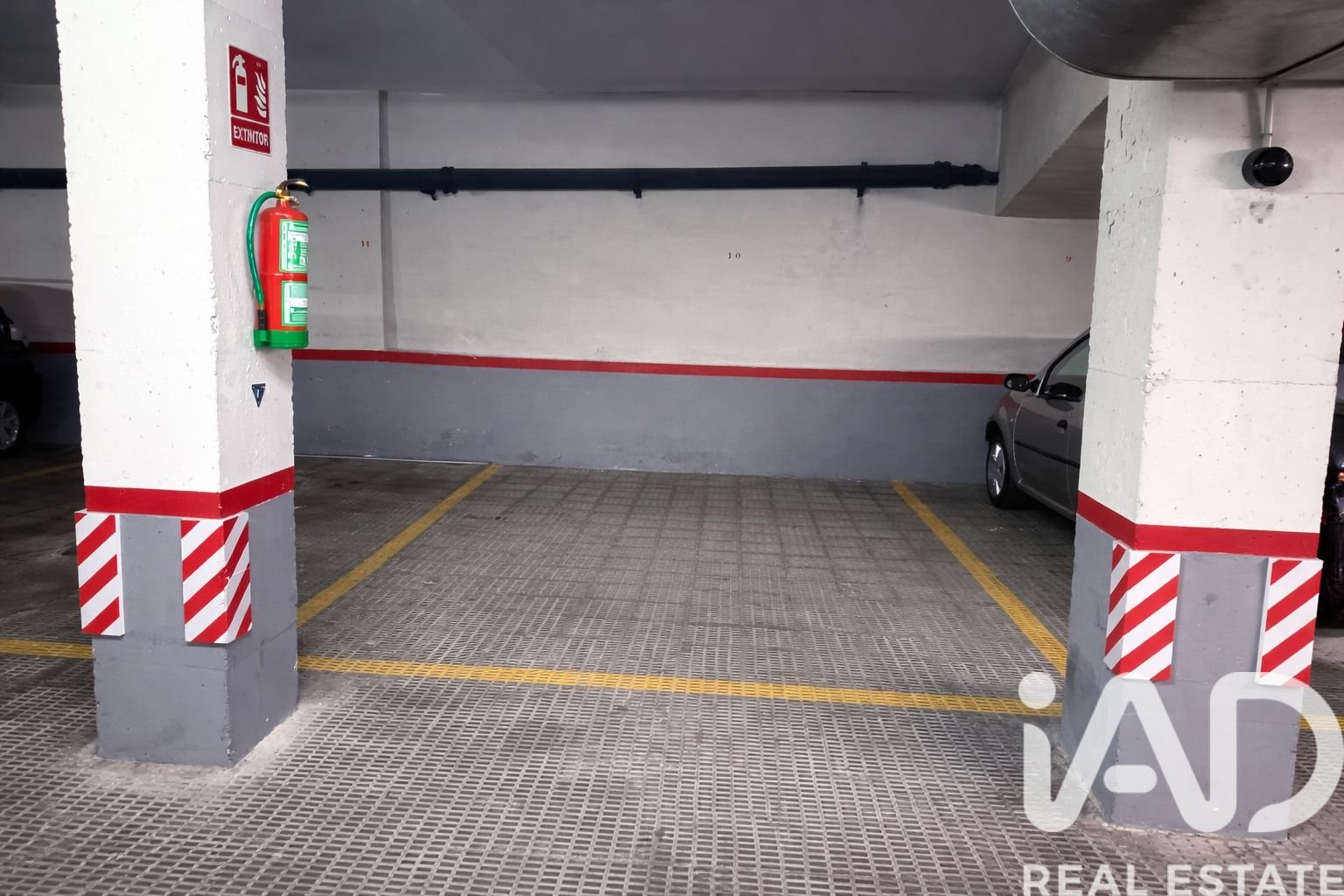 Garage in Madrid, Spain 12 sq.m. No. 185095